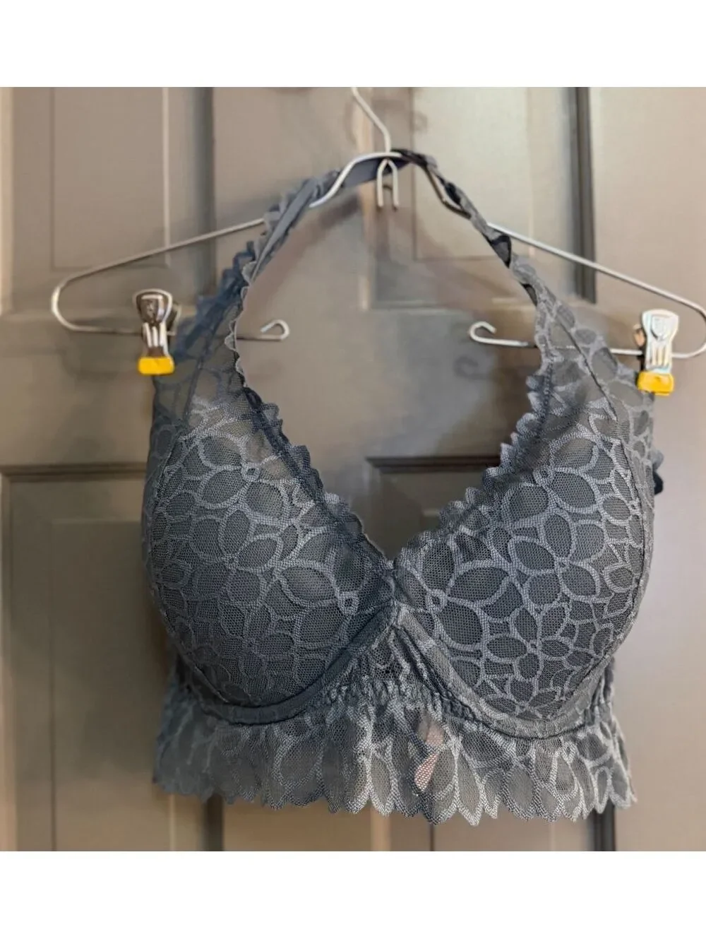 Victoria's Secret  Women's Slate Blue Floral Lace Halter Bralette Sz M (D-DD)